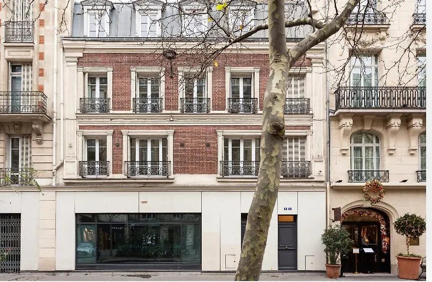 Le Bon Marche